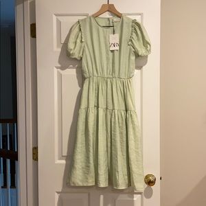 Zara Light green dress size 13/14–new with tags